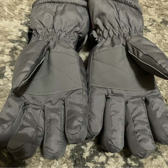 3M Thinsulate Insulation Womens Ski Gloves Cold Weather Gloves - Picture 3 of 8